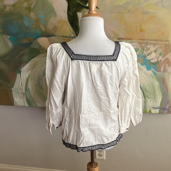 Anthropologie Maeve Liyah Linen Embroidered Blouse Shirt Top Size 0 - Picture 4 of 16